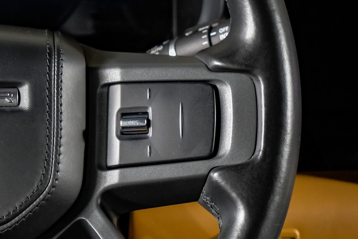 Used 2023 Land Rover Defender 110 X image 19