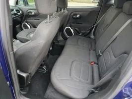 Used 2018 Jeep Renegade Latitude image 18