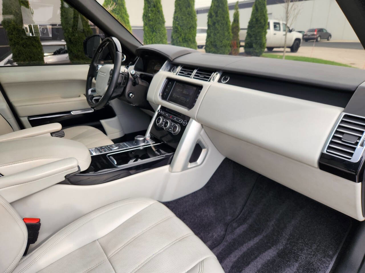 Used 2016 Land Rover Range Rover Long Wheelbase Supercharged AWD/4WD image 8