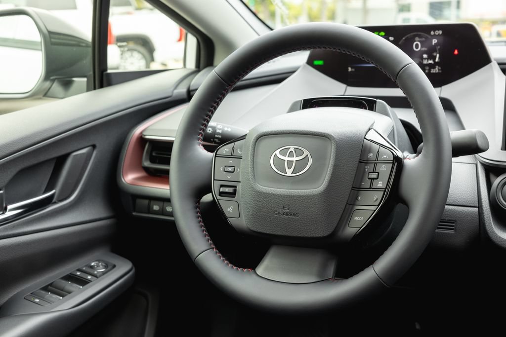 New 2026 Toyota Prius Plug-In Hybrid FWD image 12