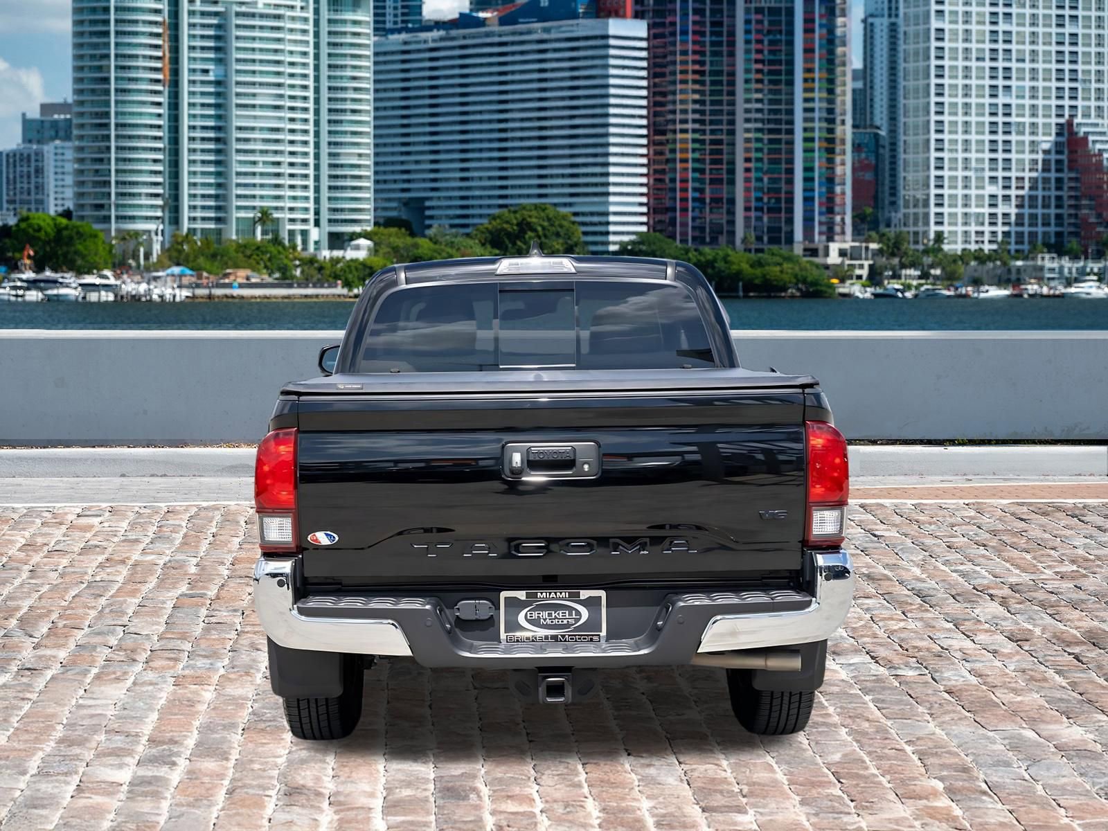 Used 2023 Toyota Tacoma SR5 RWD image 6