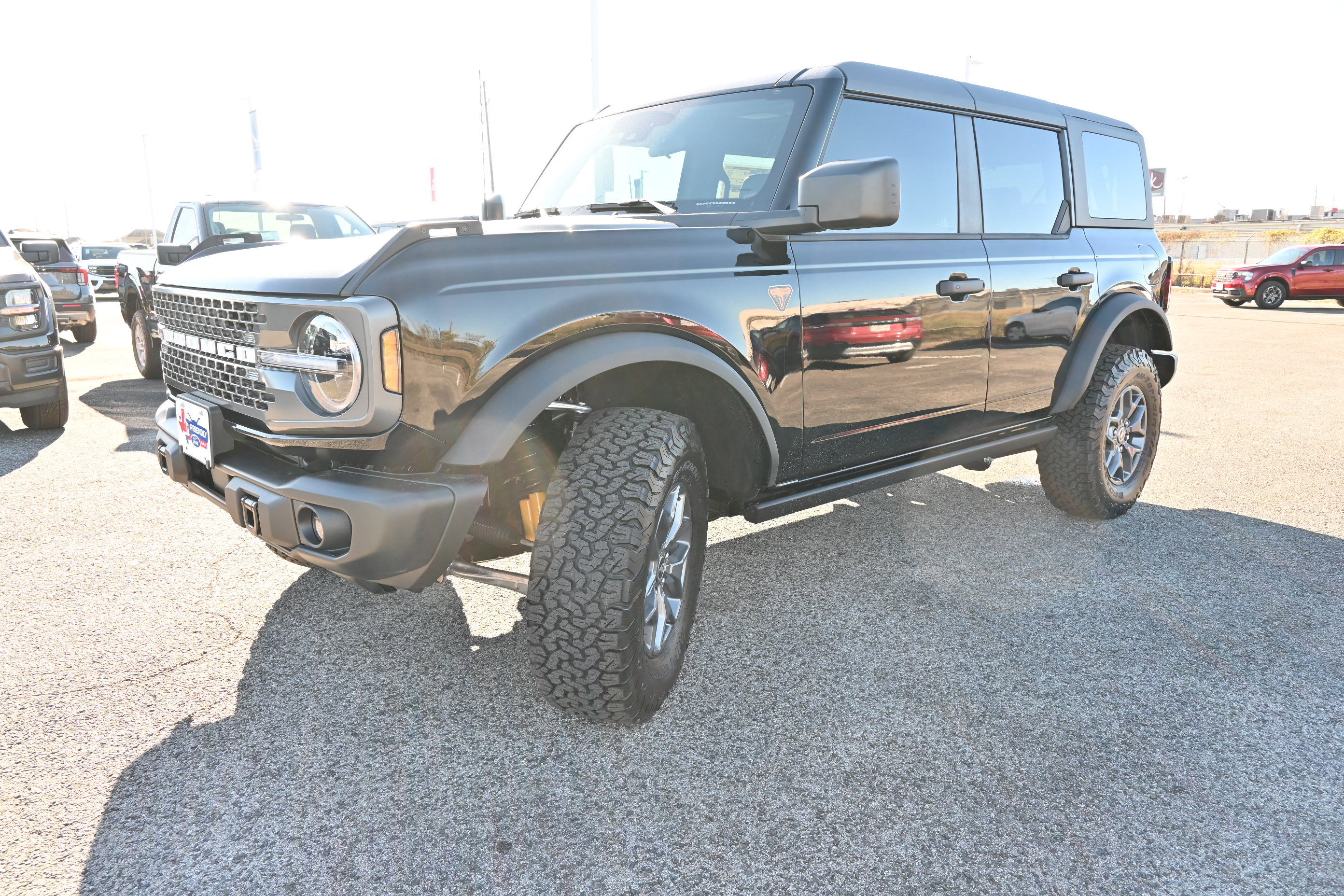 New 2025 Ford Bronco Badlands image 8