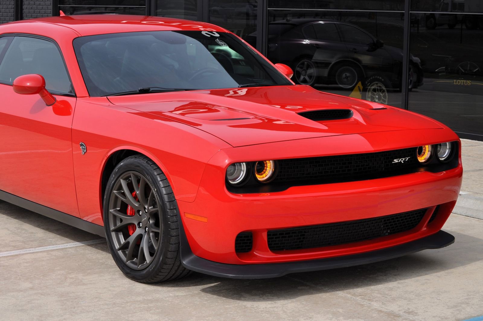 Used 2015 Dodge Challenger SRT Hellcat image 22