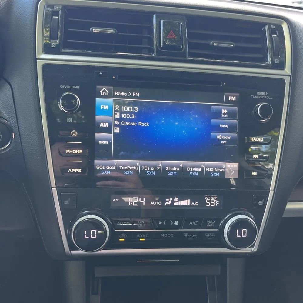 Used 2018 Subaru Outback 2.5i Limited AWD/4WD image 26