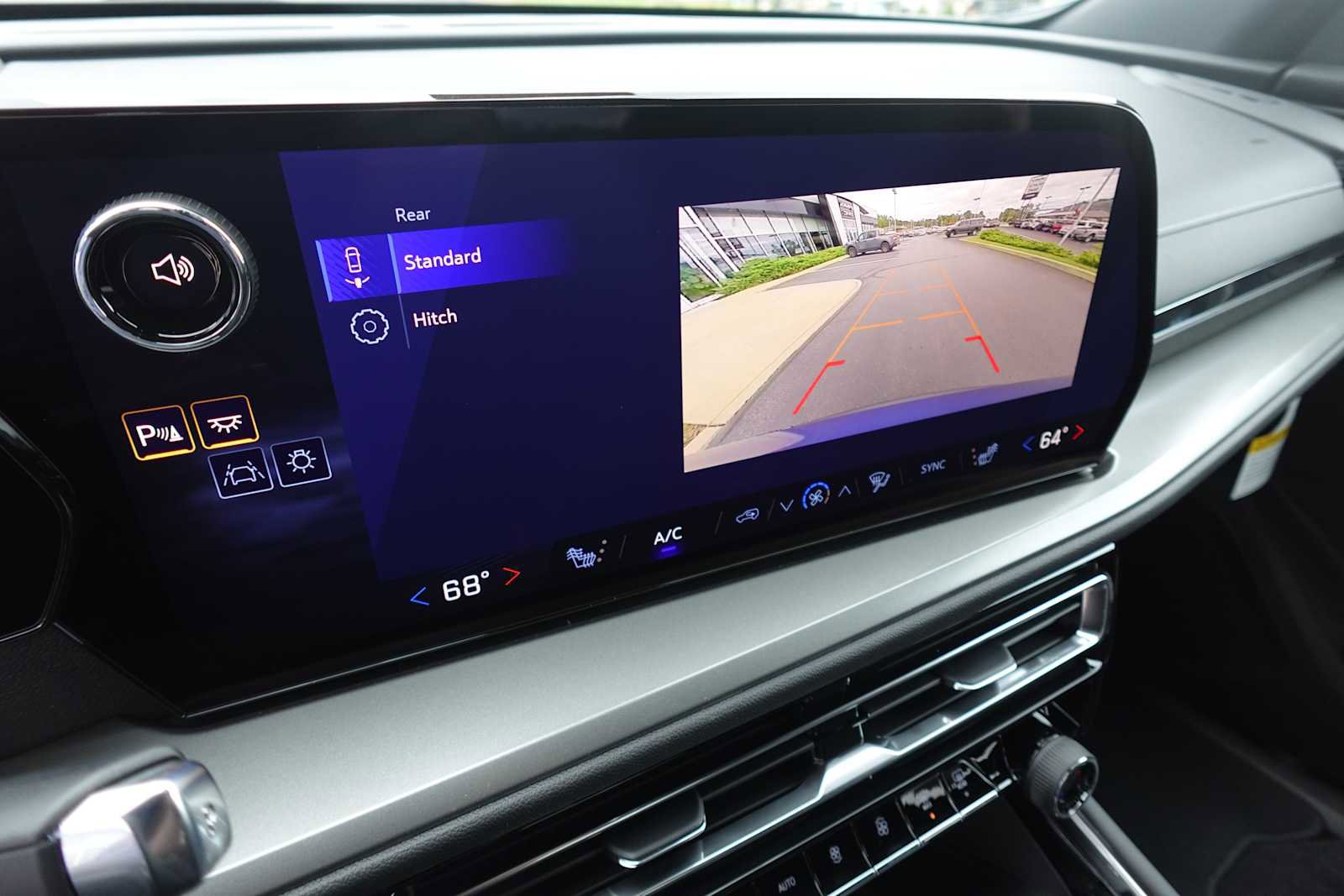 New 2026 Chevrolet Traverse LT w/ Midnight/Sport Edition image 22