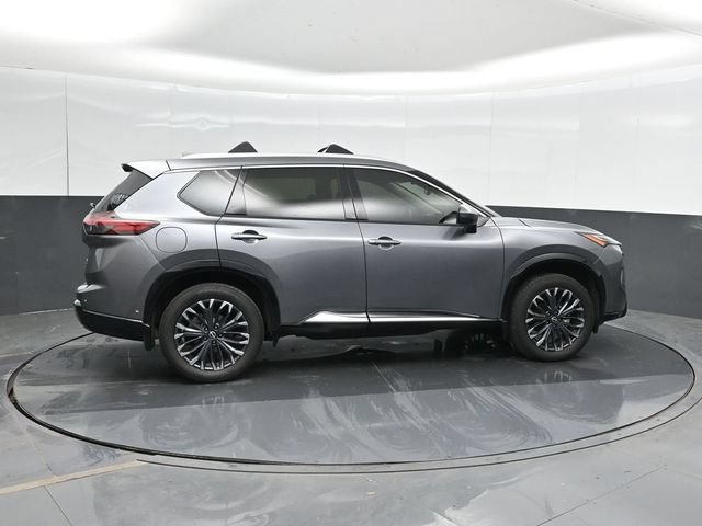 Used 2026 Nissan Rogue Platinum w/ Platinum Premium Package AWD/4WD image 4