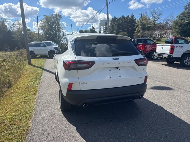 New 2026 Ford Escape ST-Line image 9