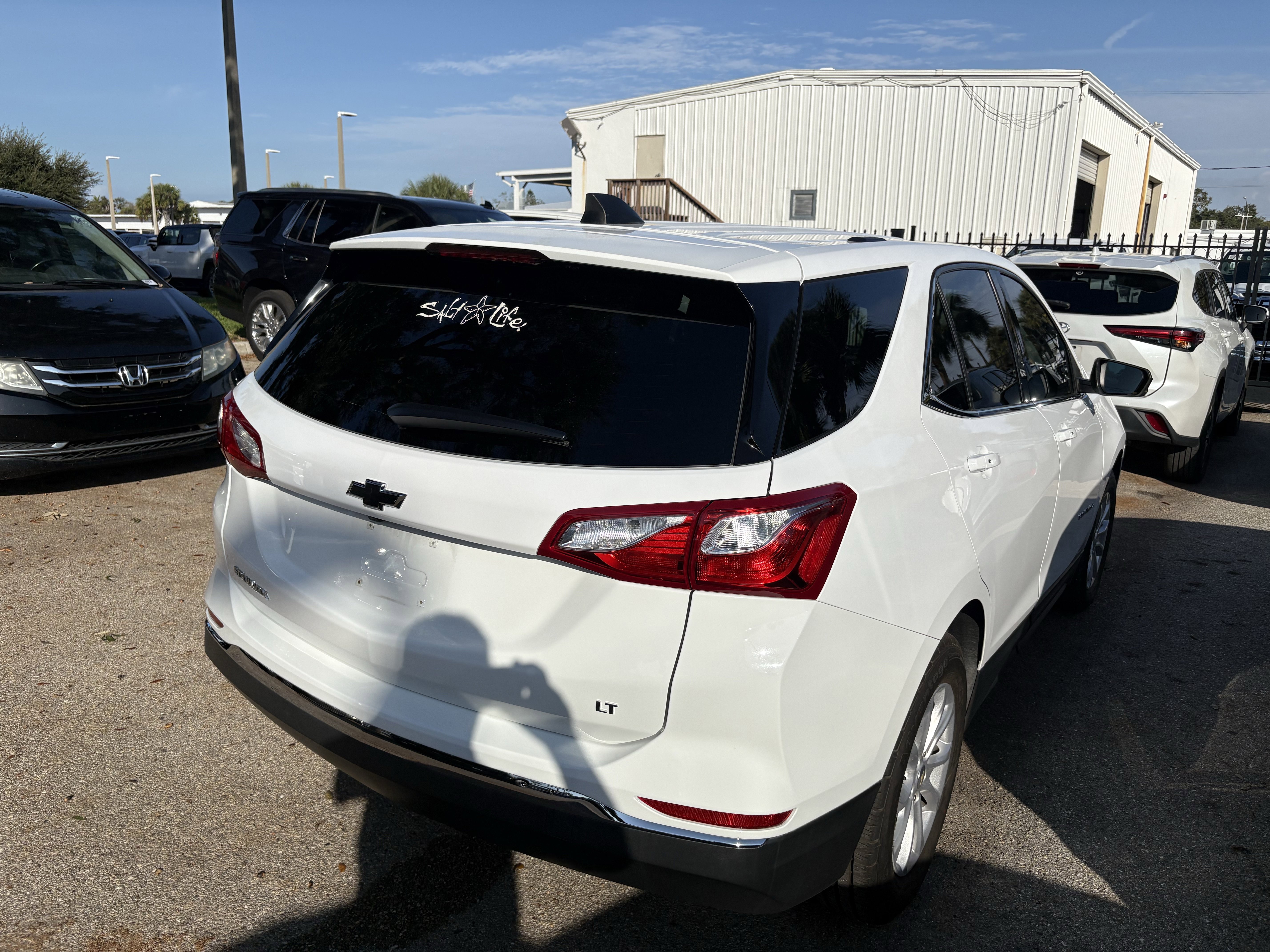 Used 2018 Chevrolet Equinox LT image 6