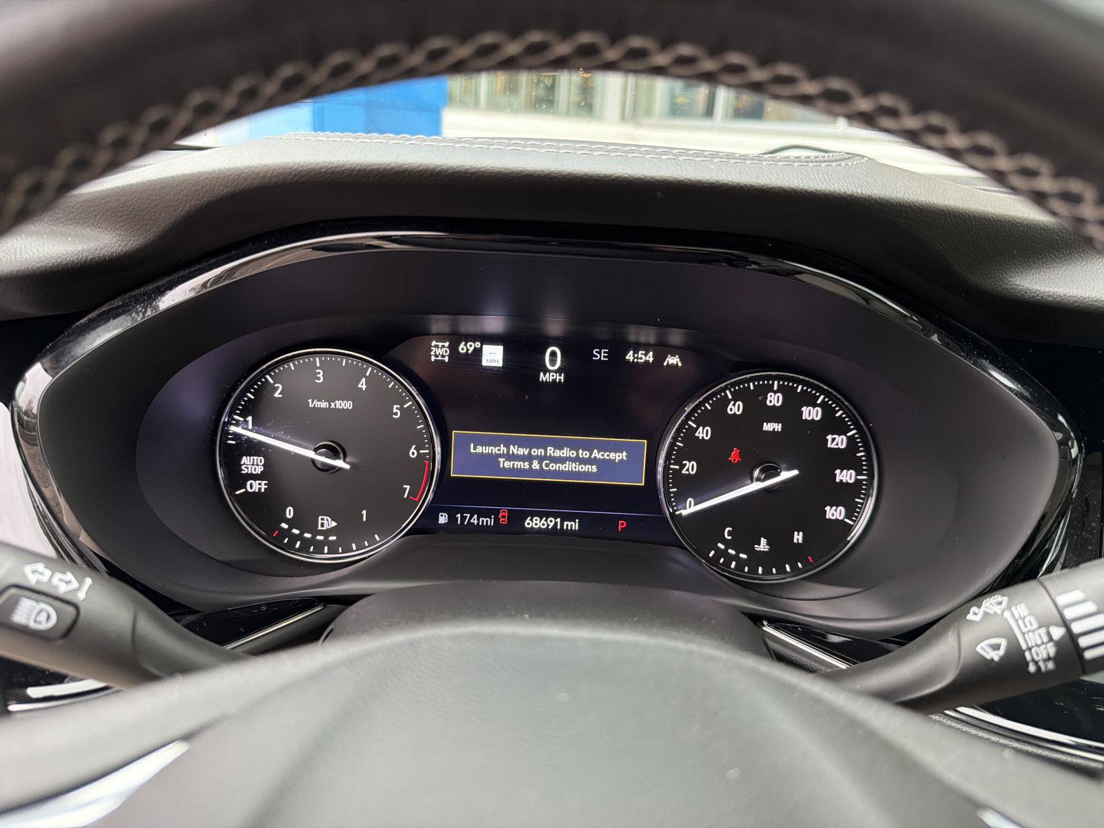 Used 2023 Buick Envision Avenir AWD/4WD image 25