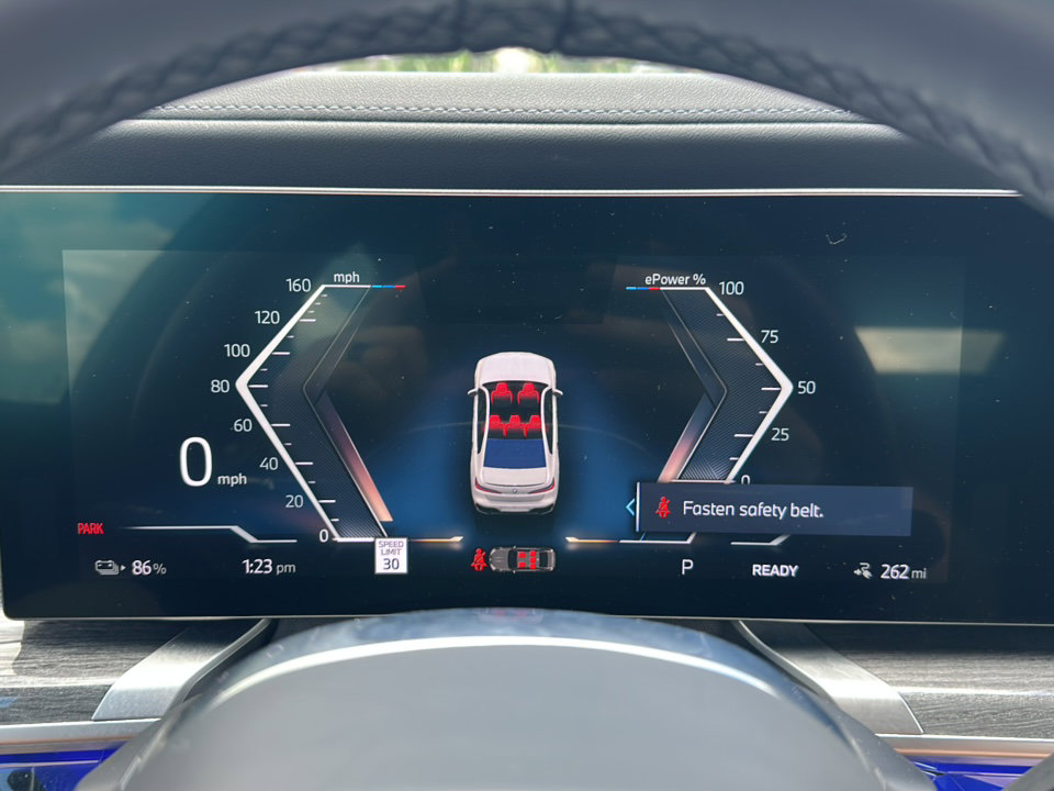 New 2024 BMW i7 xDrive60 w/ Executive Package image 16