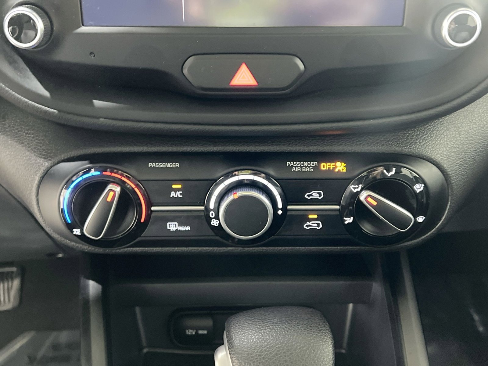 Used 2024 Kia Soul LX w/ Option Group 015 image 19