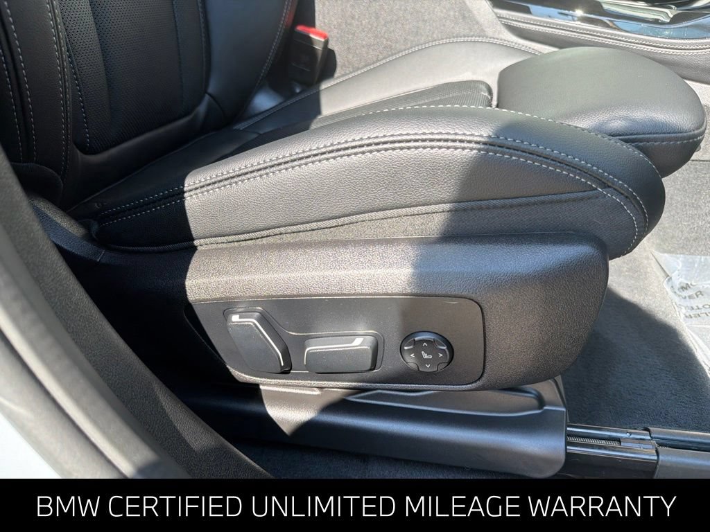 Used 2025 BMW X4 xDrive30i w/ M Sport Package AWD/4WD image 23