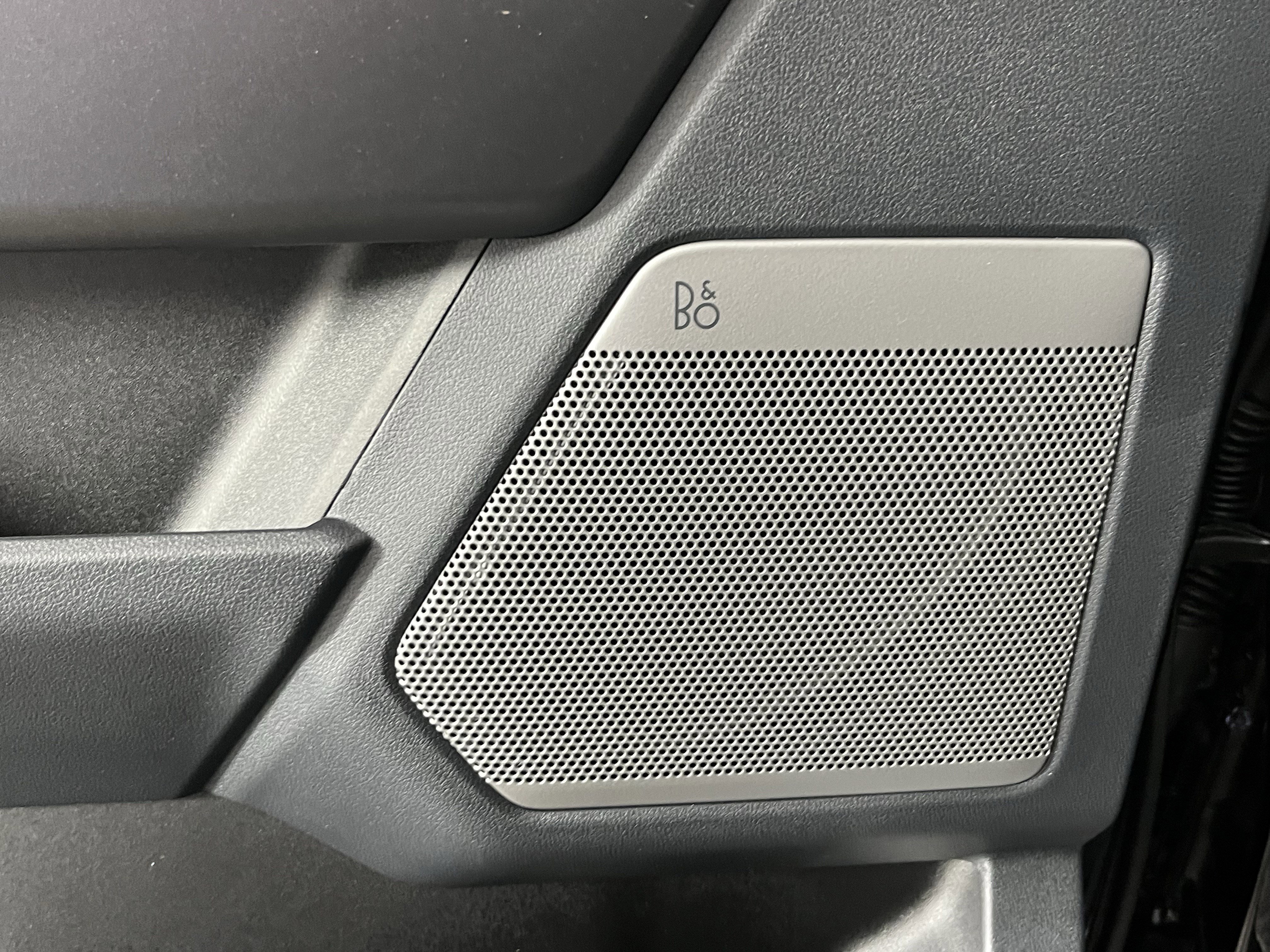 New 2026 Ford F250 Lariat w/ Black Appearance Package image 18