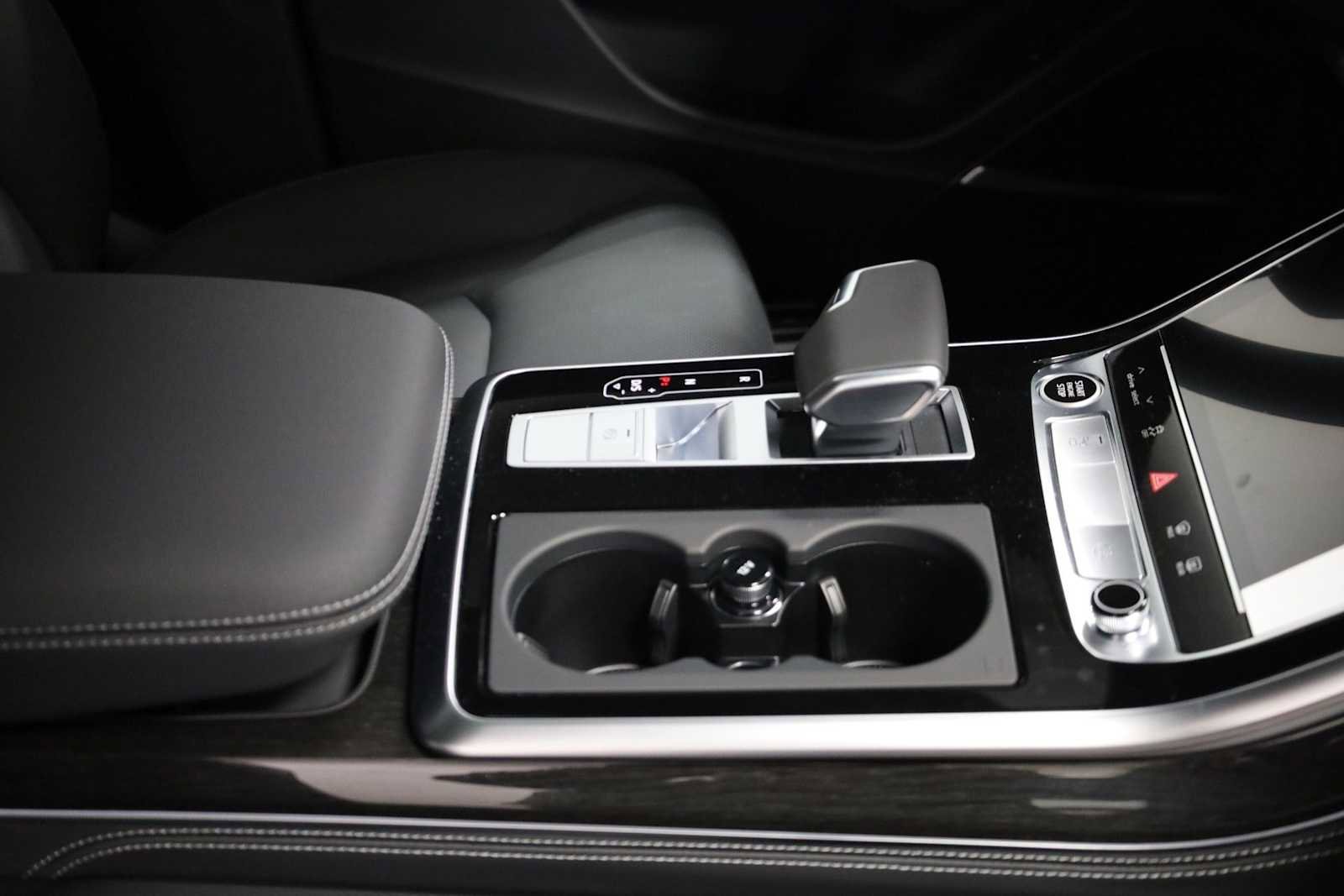 New 2026 Audi Q8 Premium Plus image 20