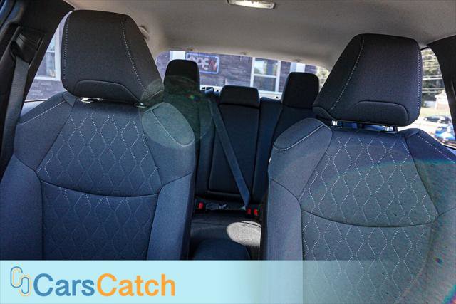 Used 2022 Toyota Corolla LE image 20