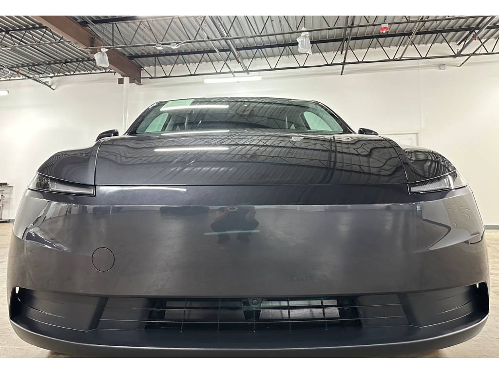 Used 2026 Tesla Model Y AWD image 3