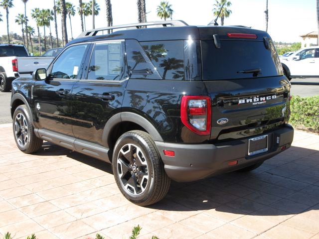 Certified 2024 Ford Bronco Sport Outer Banks w/ Tech Package image 2