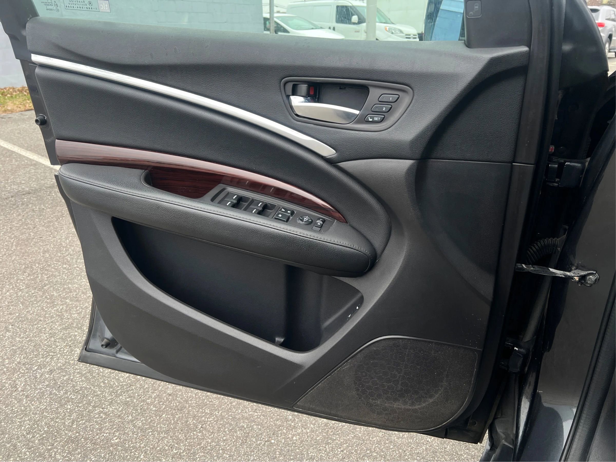 Used 2015 Acura MDX SH-AWD w/ Technology Package image 22