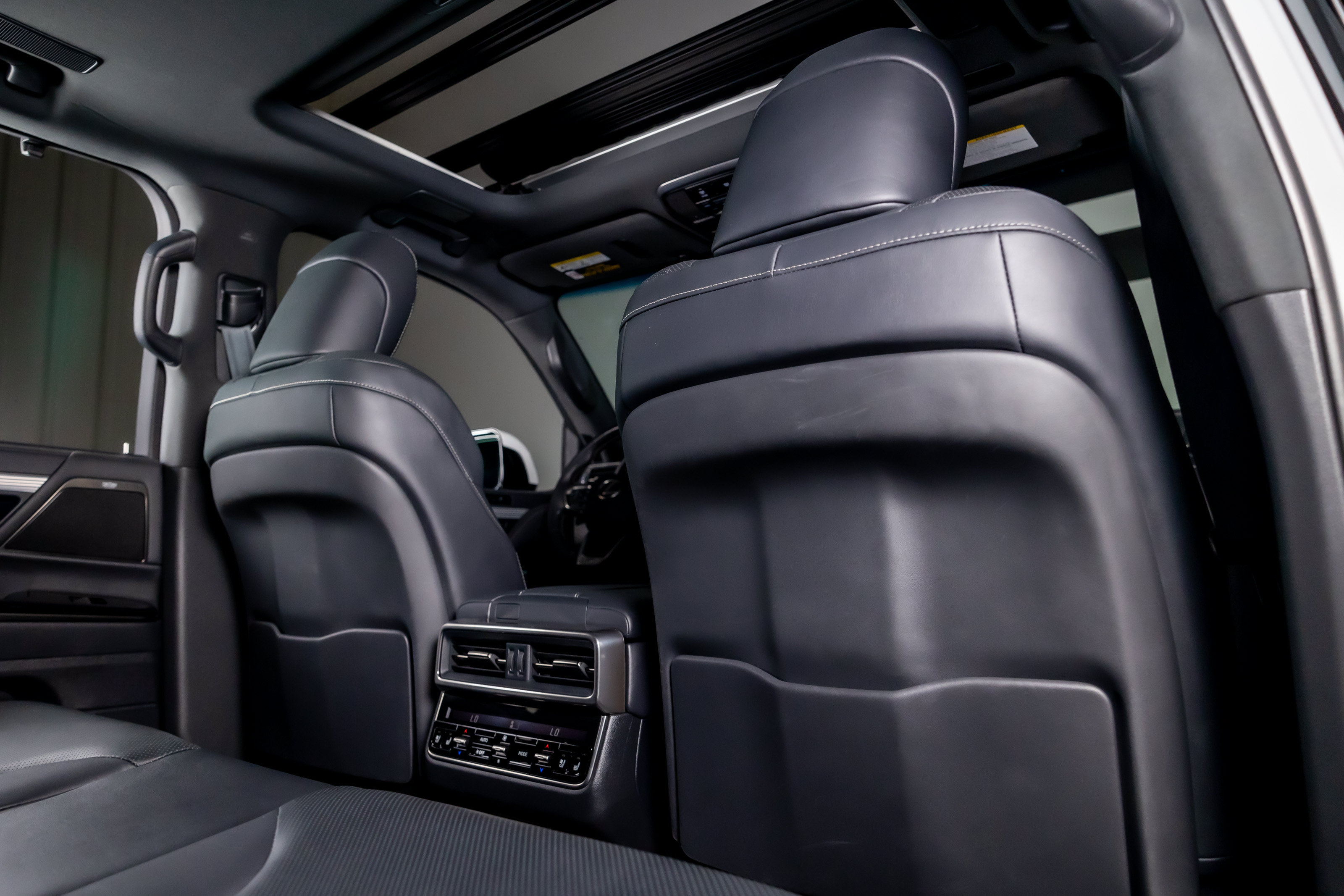 Used 2024 Lexus LX 600 F Sport AWD/4WD image 27