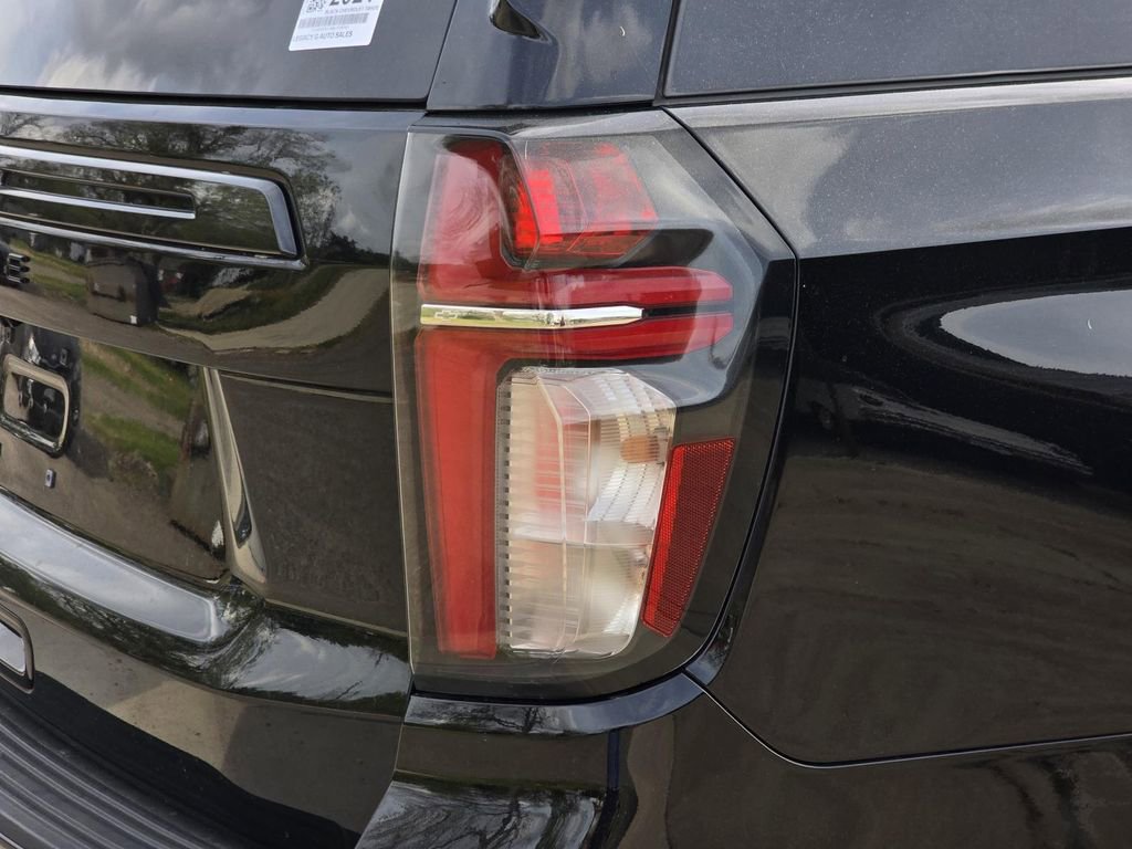 Used 2021 Chevrolet Tahoe Z71 w/ Z71 Off-Road Package image 8