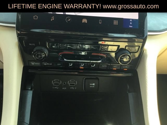Used 2024 Jeep Grand Cherokee Limited AWD/4WD image 22