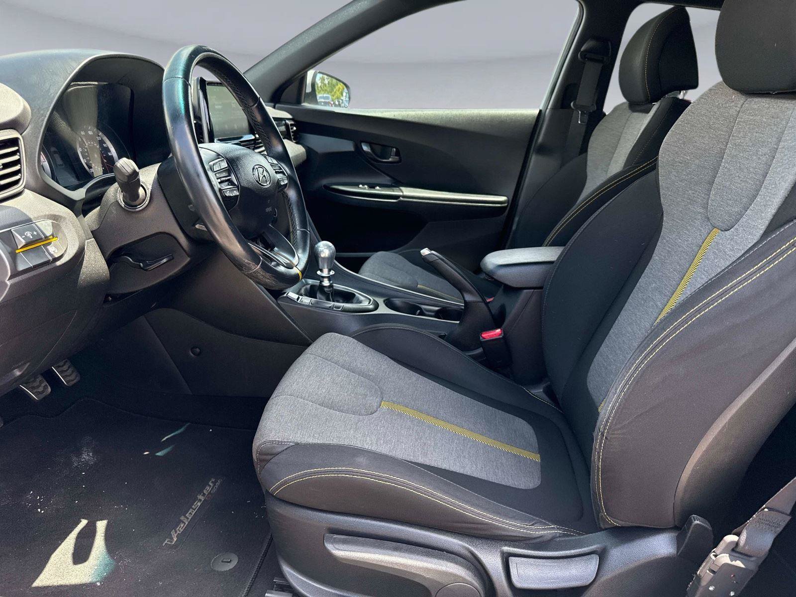 Used 2019 Hyundai Veloster Turbo R-Spec FWD image 12