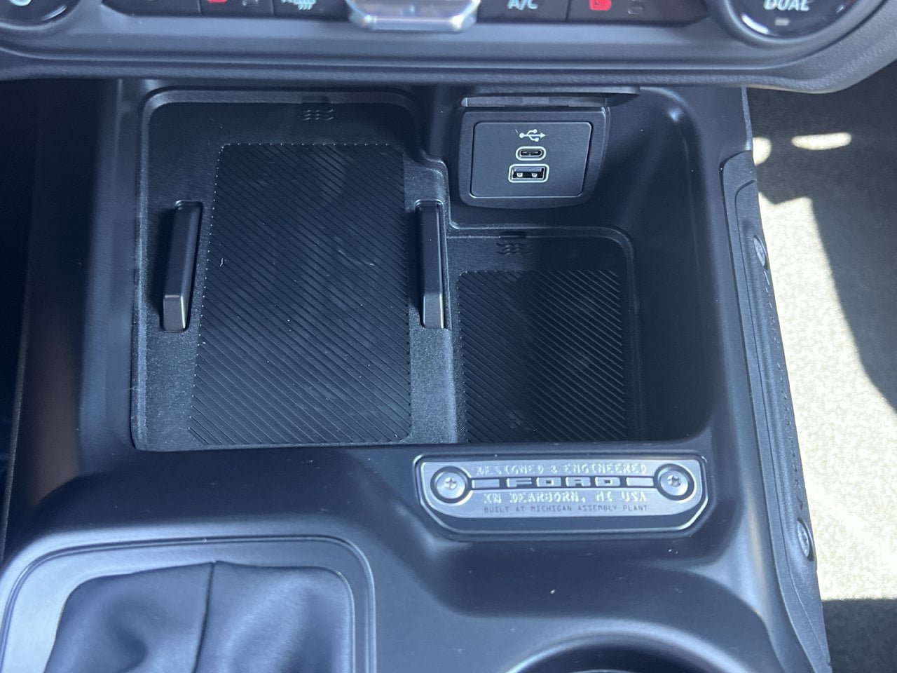 New 2026 Ford Bronco Outer Banks AWD/4WD image 8