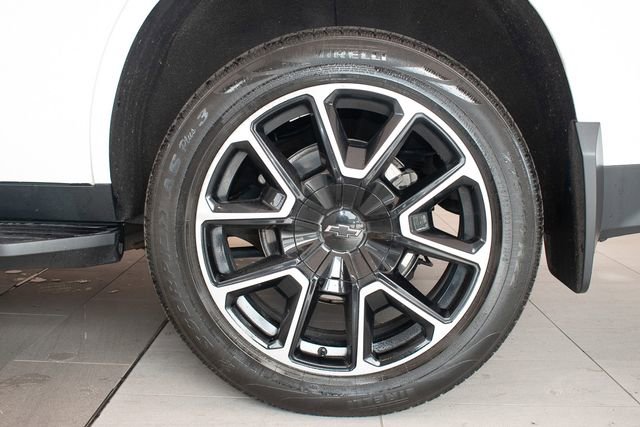 Used 2022 Chevrolet Tahoe RST w/ Sport Performance Package AWD/4WD image 9