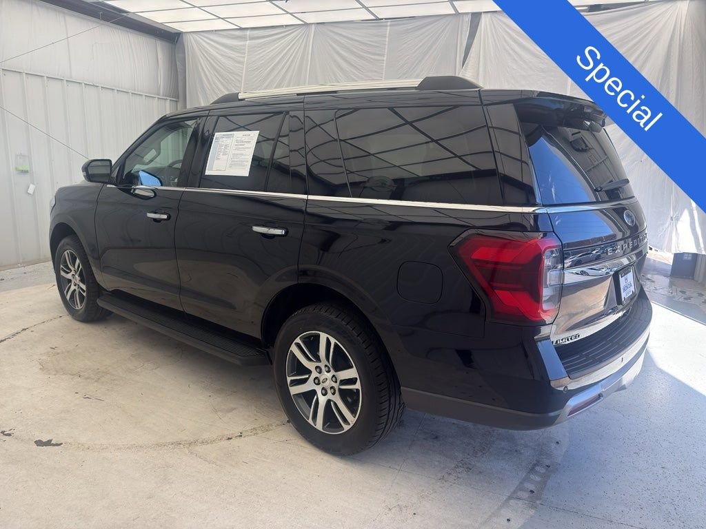 Used 2024 Ford Expedition Limited image 4