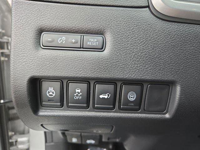 Used 2023 Nissan Murano SL w/ Cargo Package image 15