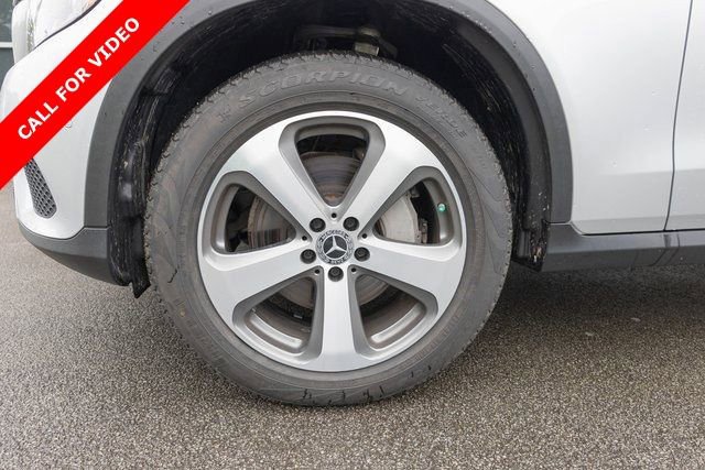 Used 2019 Mercedes-Benz GLC 300 4MATIC Coupe image 5