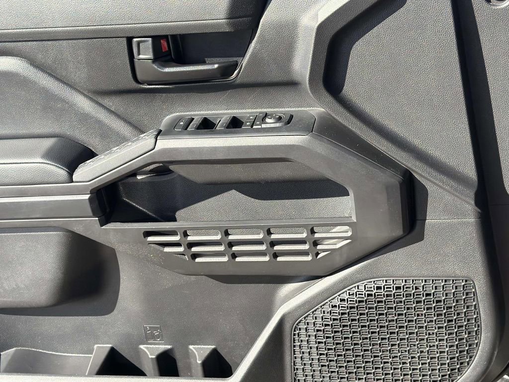 Certified 2025 Toyota Tacoma SR image 21