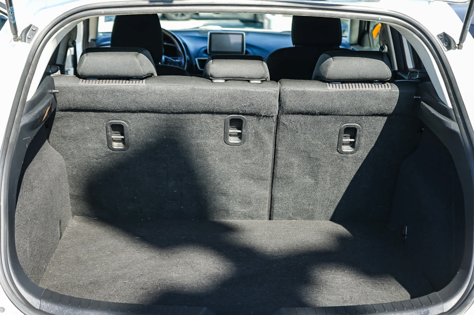 Used 2015 MAZDA MAZDA3 i Touring FWD image 24