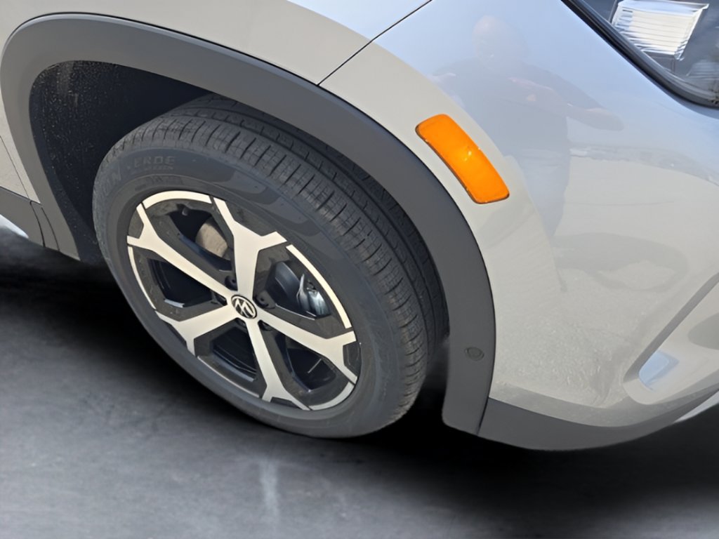 New 2026 Volkswagen Tiguan SE AWD/4WD image 43