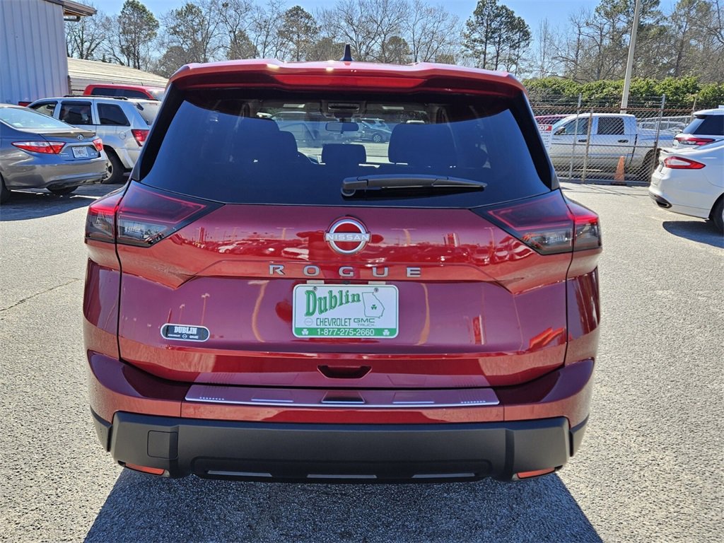 New 2026 Nissan Rogue SV image 8
