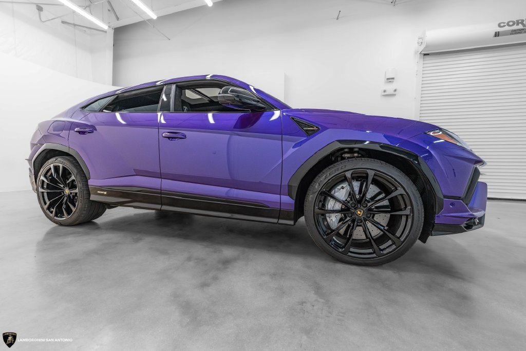 Used 2024 Lamborghini Urus S AWD/4WD image 5