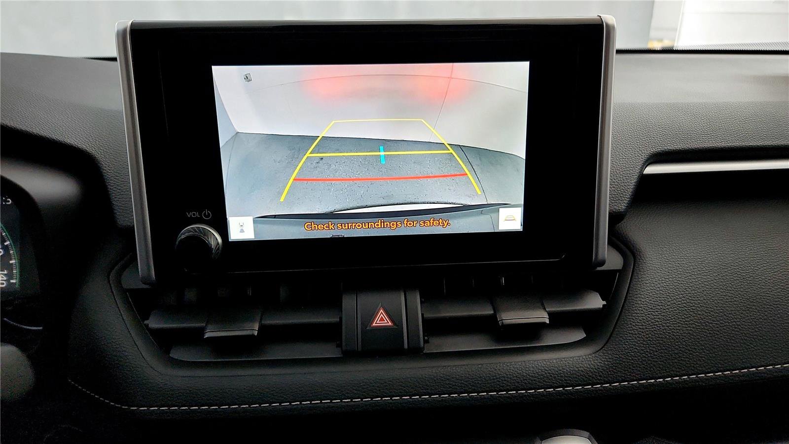 Used 2025 Toyota RAV4 XLE w/ Convenience Package image 29