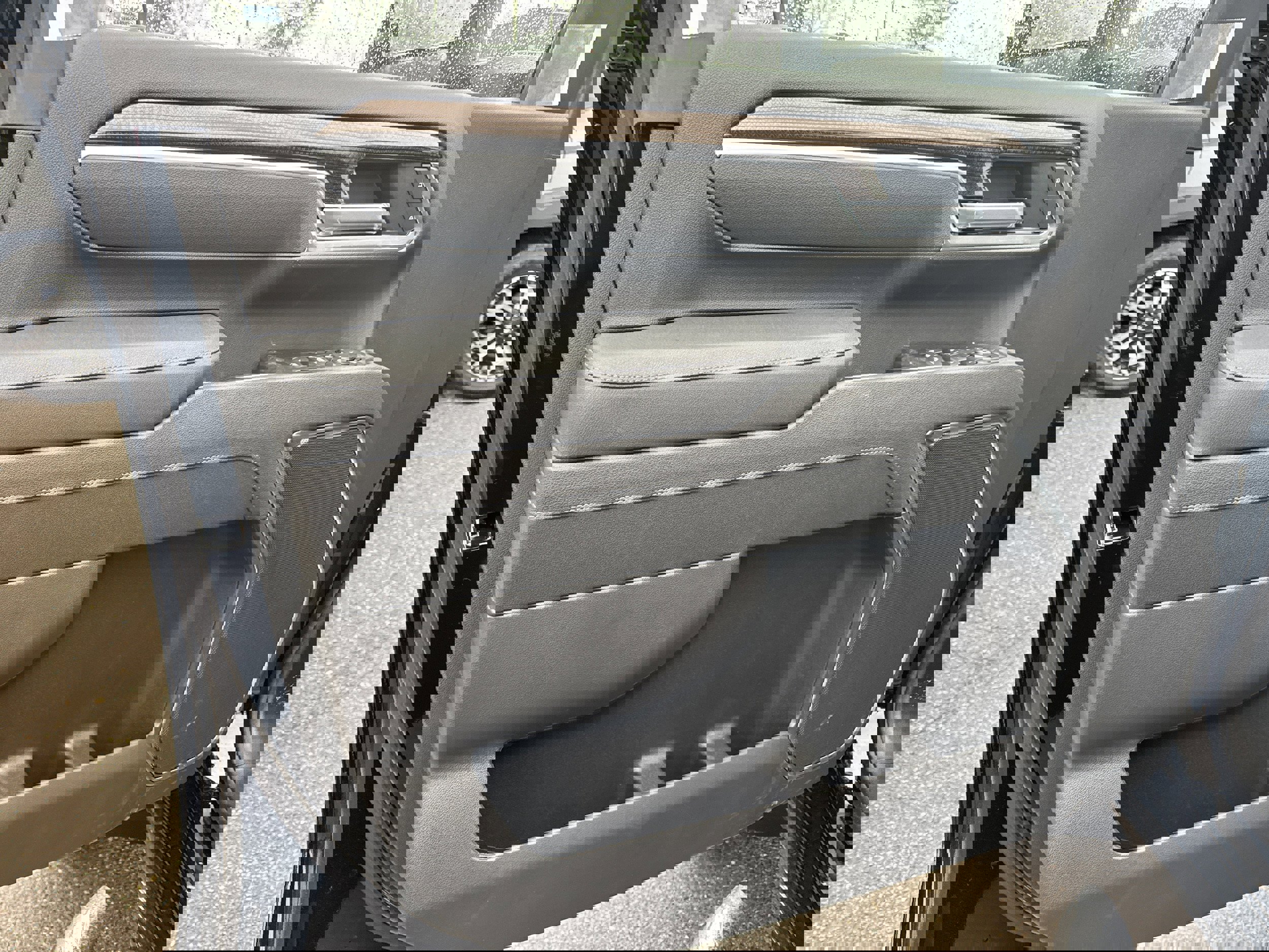 New 2026 Chevrolet Silverado 2500 LT w/ Z71 Chrome Sport Edition image 13