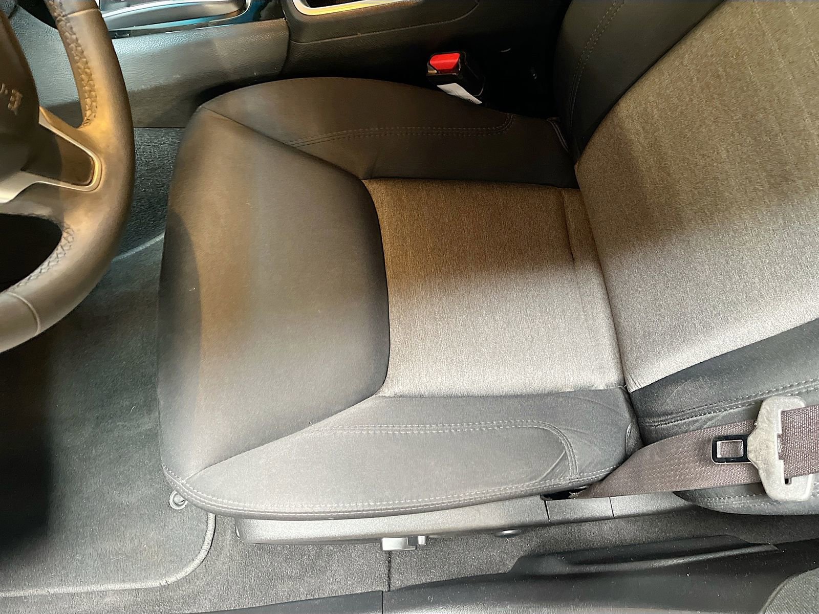 Used 2023 Chrysler 300 Touring image 18