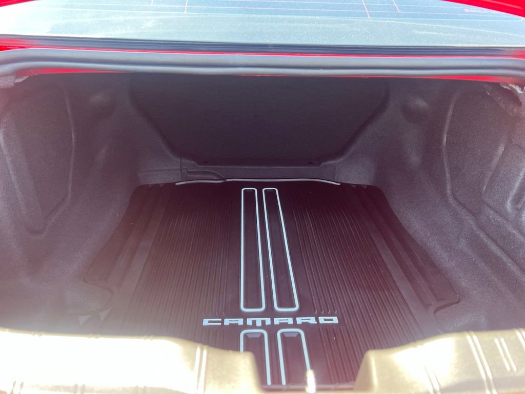 Used 2018 Chevrolet Camaro ZL1 RWD image 8