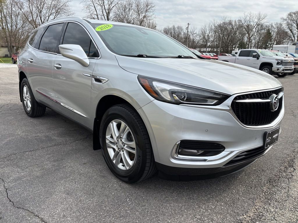 Used 2018 Buick Enclave Premium FWD image 3