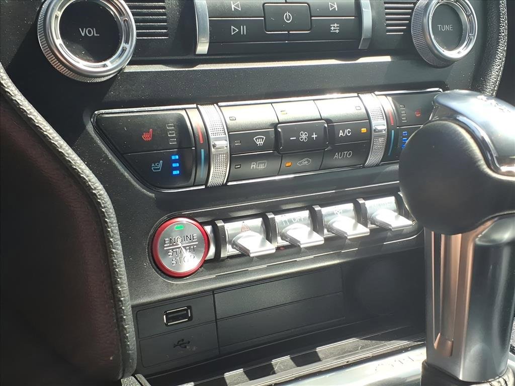 Used 2022 Ford Mustang Premium image 9