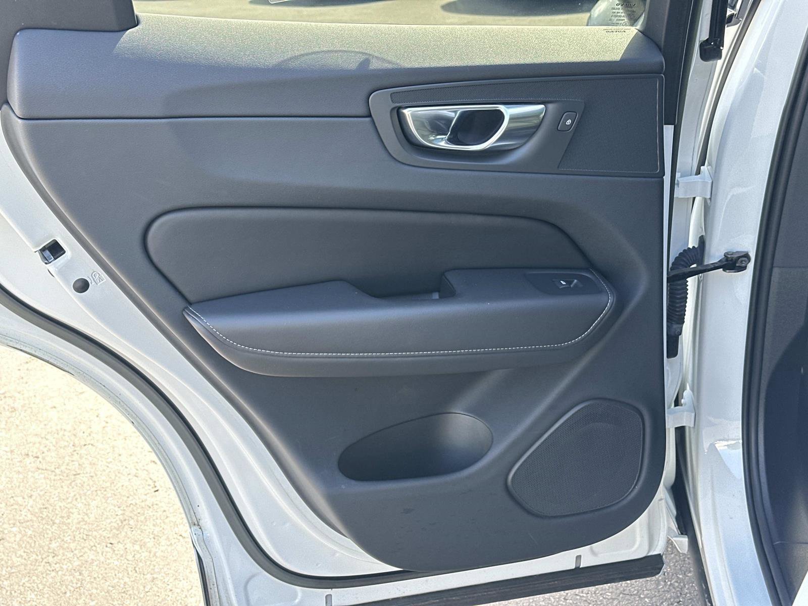 Certified 2023 Volvo XC60 B5 Ultimate image 20