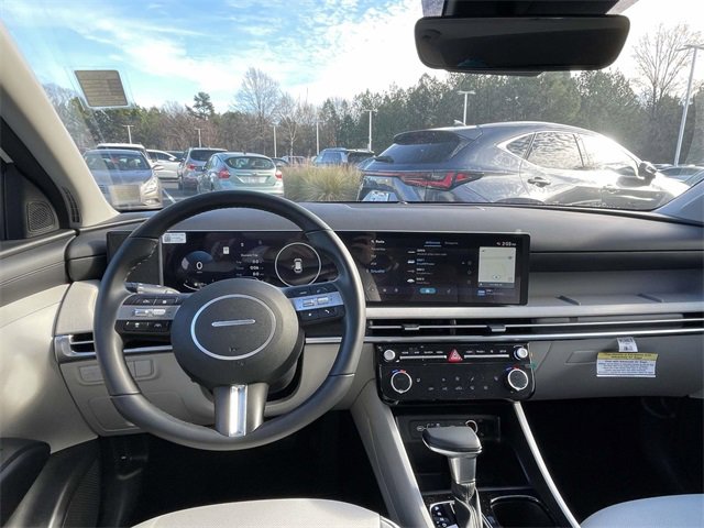 Certified 2025 Hyundai Tucson SEL image 10