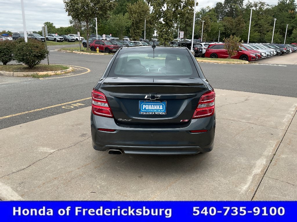 Used 2020 Chevrolet Sonic LT w/ Convenience Package FWD image 5
