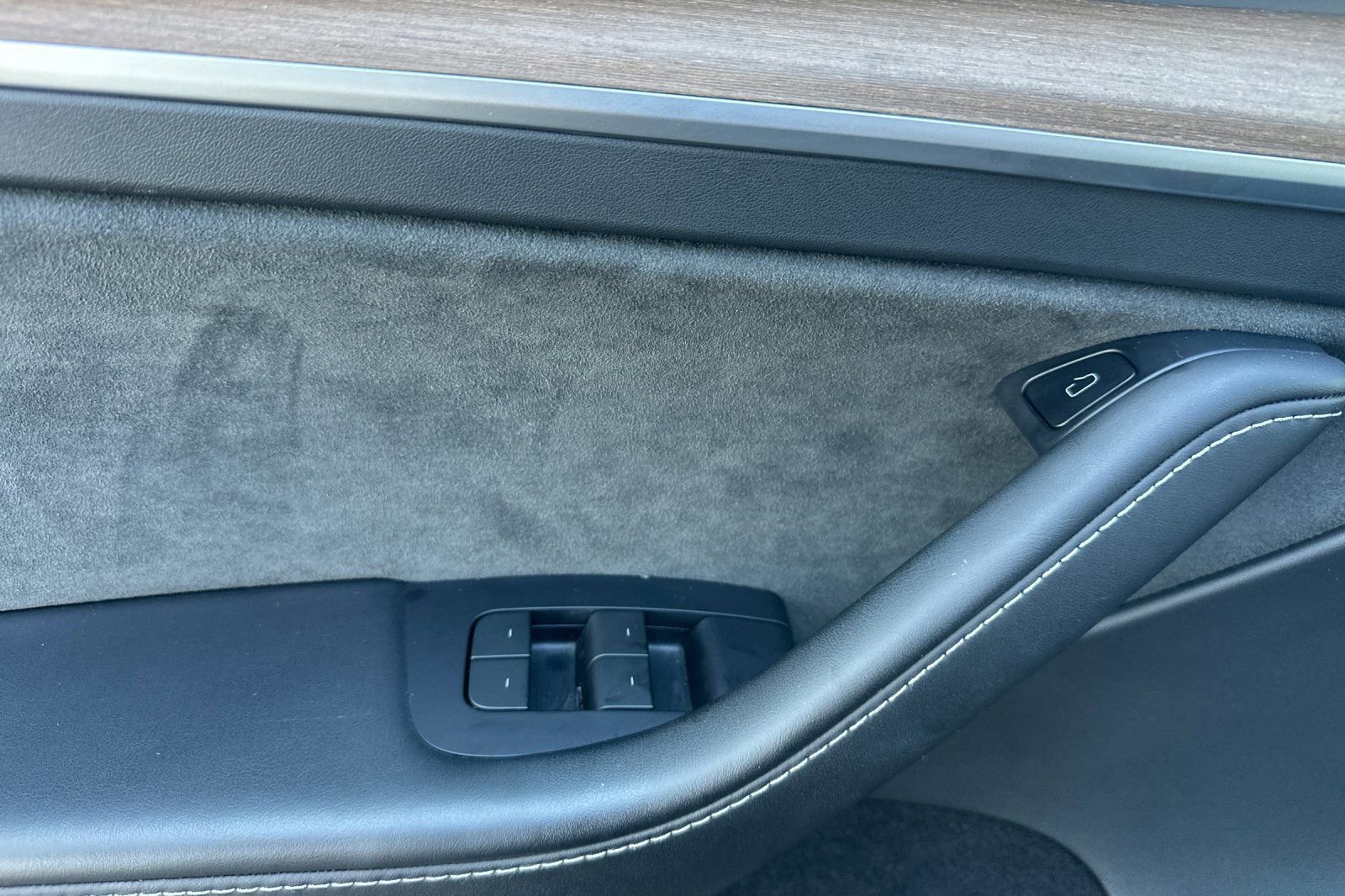 Used 2023 Tesla Model Y Long Range image 11