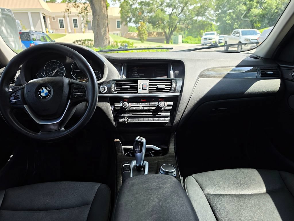 Used 2017 BMW X3 sDrive28i RWD image 15