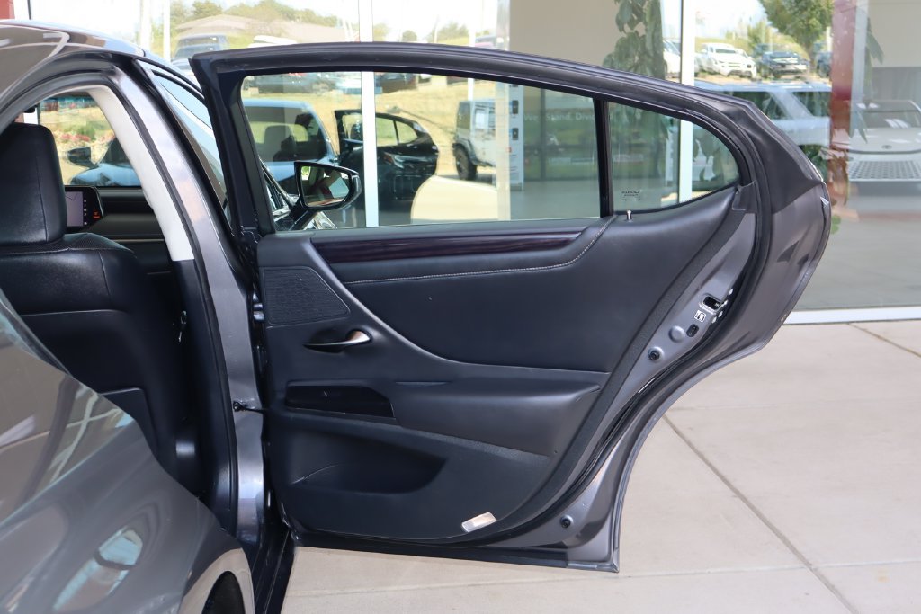 Used 2020 Lexus ES 350 w/ Premium Package FWD image 41