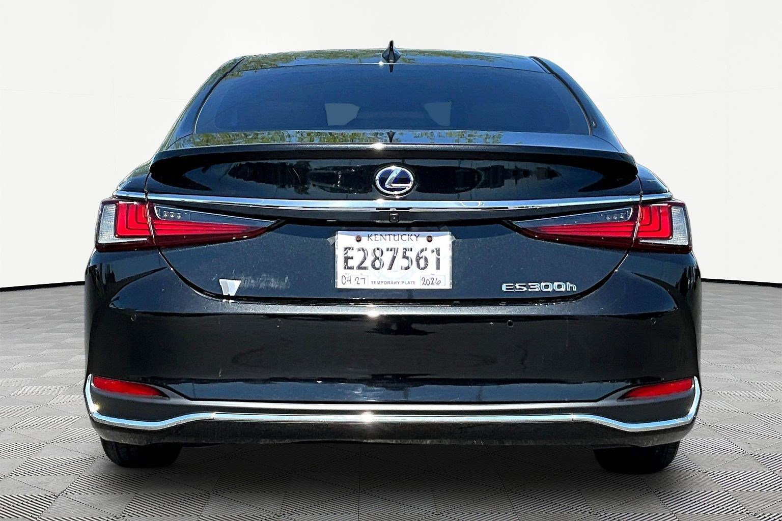 Used 2021 Lexus ES 300h w/ Premium Package image 5