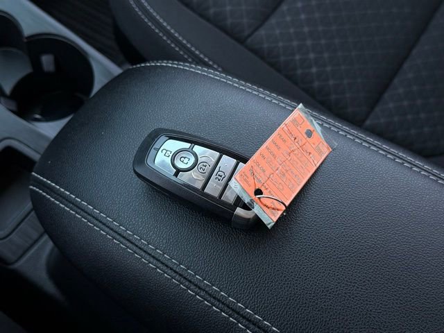 Used 2024 Ford Escape Active w/ Tech Pack #1 AWD/4WD image 6